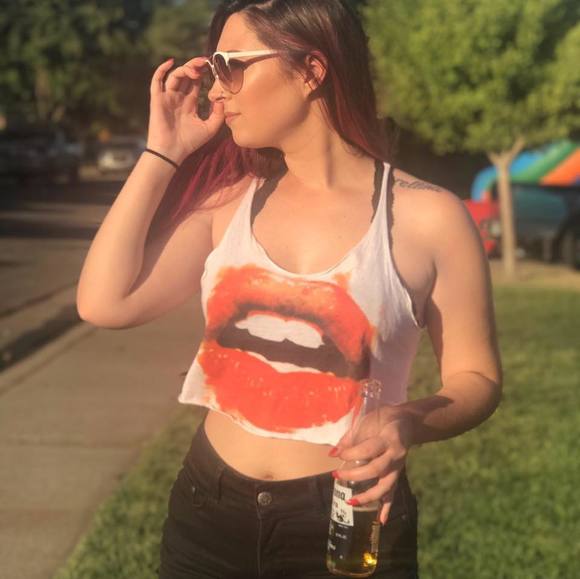 Poshmark profile picture for @pilar